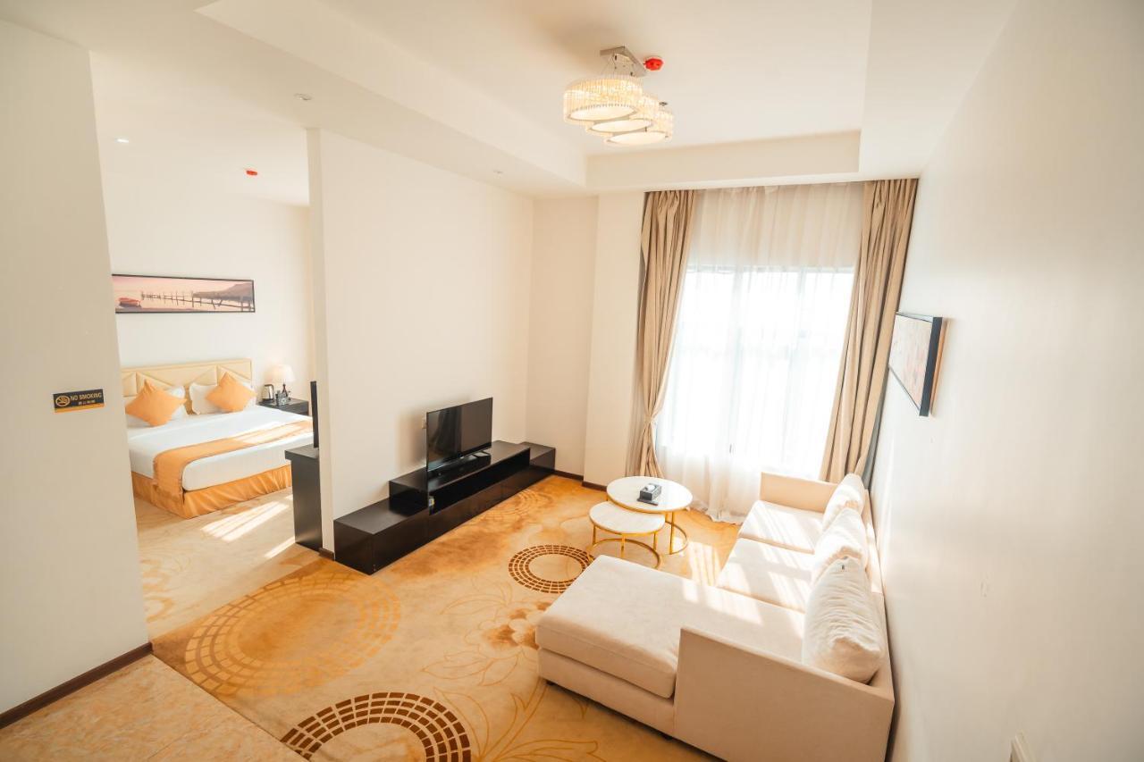 Hotel Sanchaung Yangon Luaran gambar