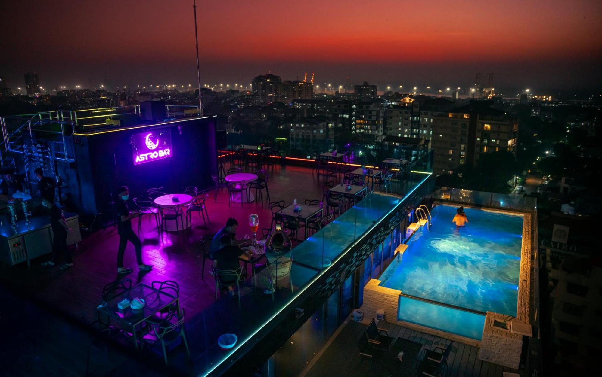 Hotel Sanchaung Yangon Luaran gambar