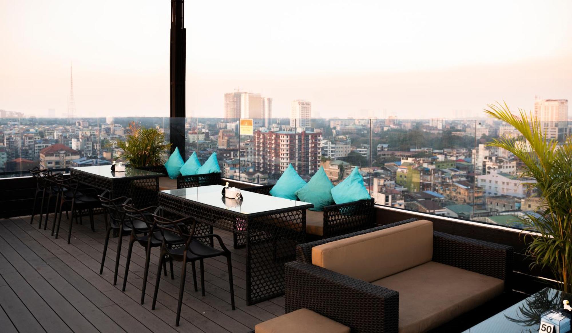 Hotel Sanchaung Yangon Luaran gambar