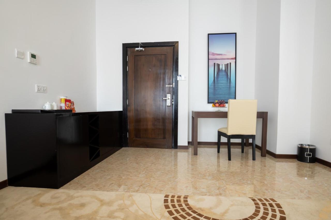 Hotel Sanchaung Yangon Luaran gambar
