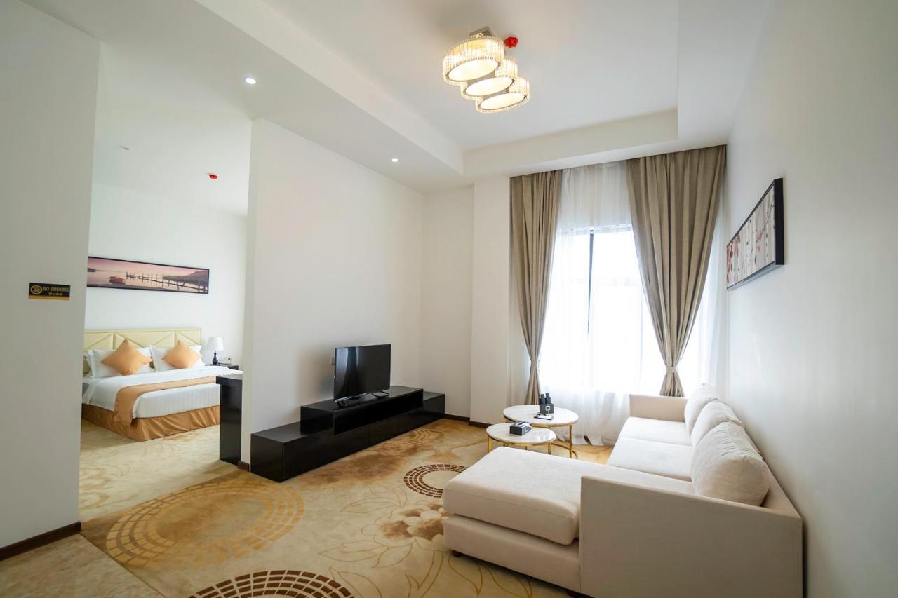 Hotel Sanchaung Yangon Luaran gambar