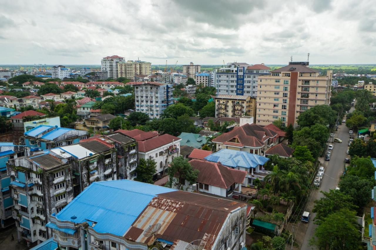 Hotel Sanchaung Yangon Luaran gambar